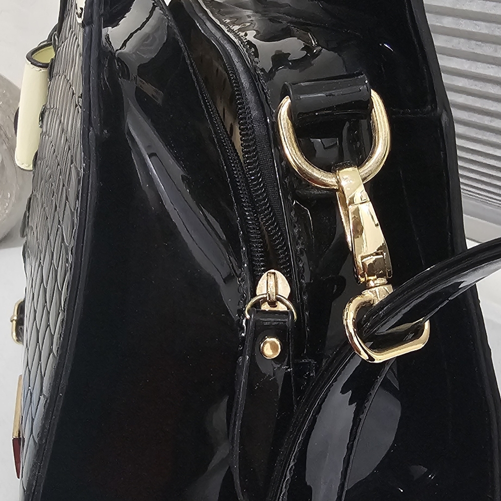 Julia and Michael purse - Picture 7 of 13